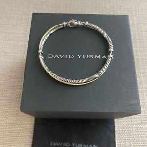 DY crossover linked bracelet in 18k yellow gold